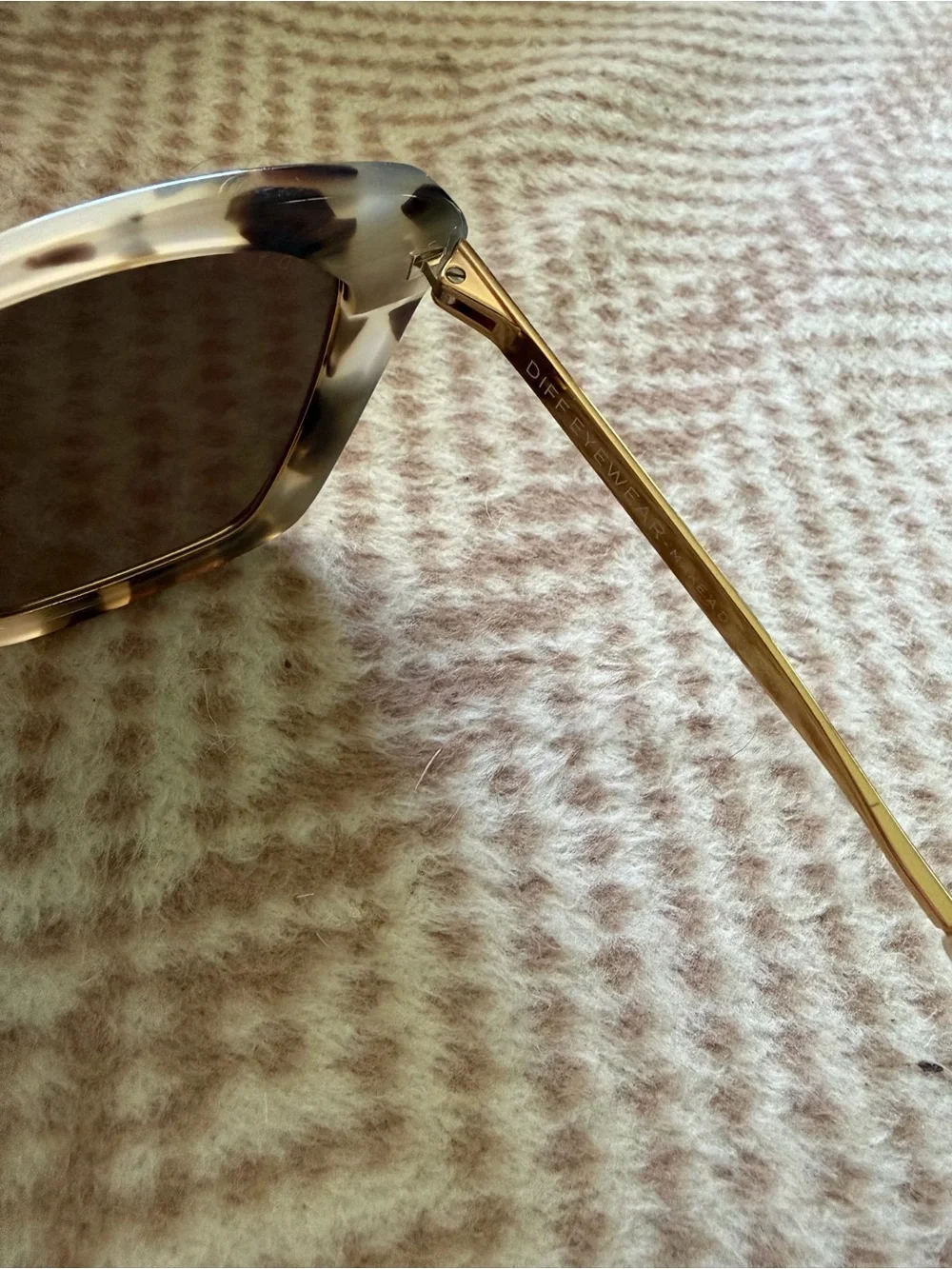 DIFF Becky II Tortoise Polarized CatEye Sunglasses